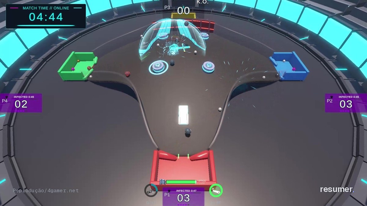 Captura de tela de Super Excitement Ball mostrando mesa de pinball com flippers e bolas especiais