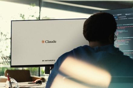 Anthropic funde Claude Cowork e Chat em uma única interface