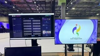 Jogadores de EA Sports FC 27 interagem em um mundo aberto com elementos sociais
