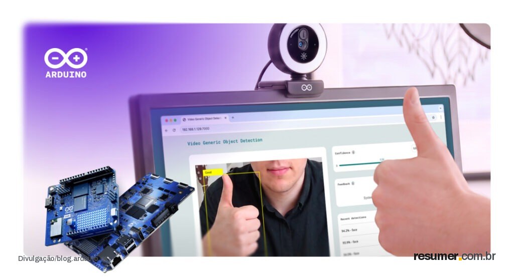 USB Camera Arduino em destaque sobre fundo branco